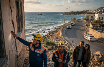 Ege Denizi'nde Korkutan Sarsıntı: Ekipler Teyakkuzda
